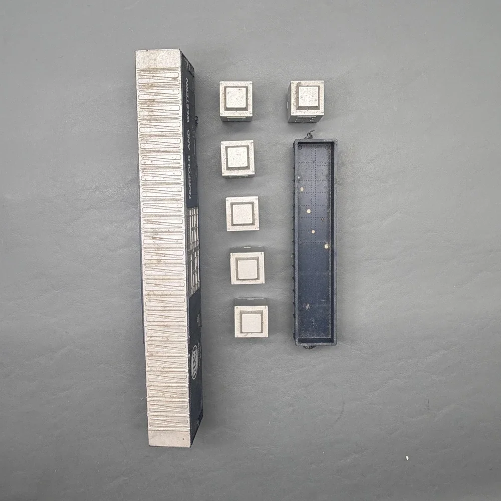 Athearn HO Scale Norfolk & Western 86' Hi-Cube & 50' Gondola Lot